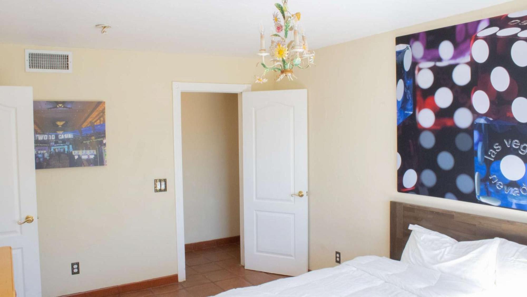 Private Home On 10 Acres - Heated Salt Pool & Jacuzzi, Mountain & City Views, Horseshoes, Basketball, Bbq, Golf Putting, Foosball, Croquet, Bose Stereo, White Cotton Bedding - Hilltop Hacienda, Pool Heat Optional Jamul Exteriér fotografie
