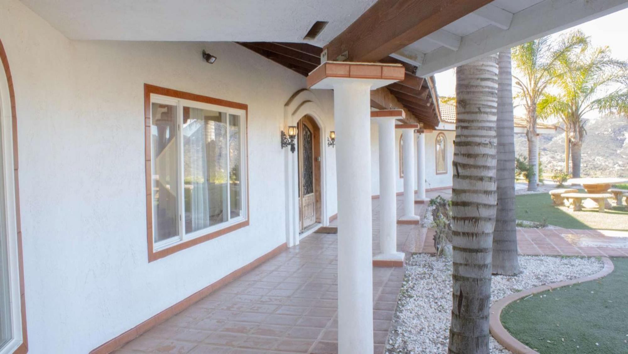 Private Home On 10 Acres - Heated Salt Pool & Jacuzzi, Mountain & City Views, Horseshoes, Basketball, Bbq, Golf Putting, Foosball, Croquet, Bose Stereo, White Cotton Bedding - Hilltop Hacienda, Pool Heat Optional Jamul Exteriér fotografie