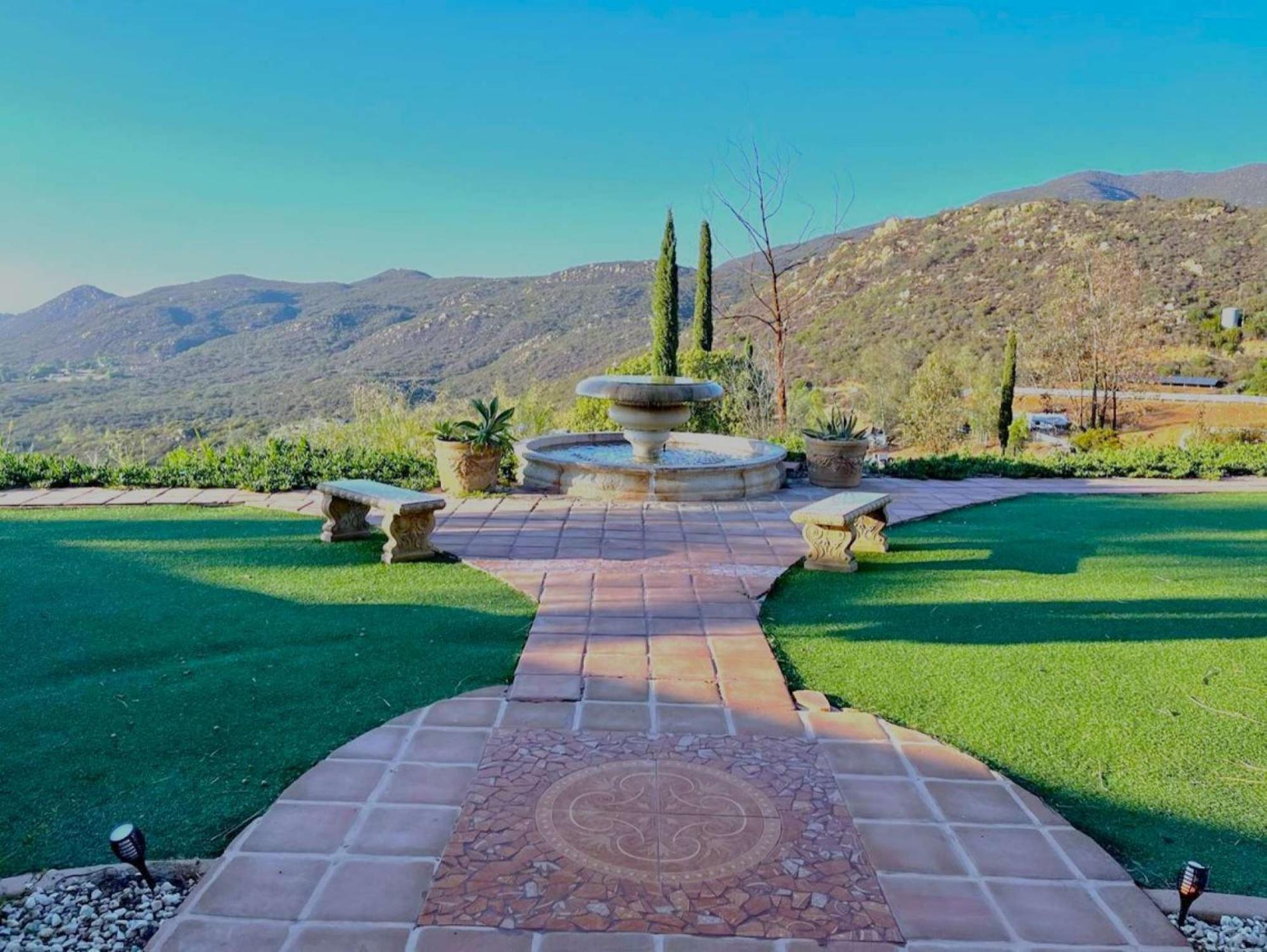 Private Home On 10 Acres - Heated Salt Pool & Jacuzzi, Mountain & City Views, Horseshoes, Basketball, Bbq, Golf Putting, Foosball, Croquet, Bose Stereo, White Cotton Bedding - Hilltop Hacienda, Pool Heat Optional Jamul Exteriér fotografie