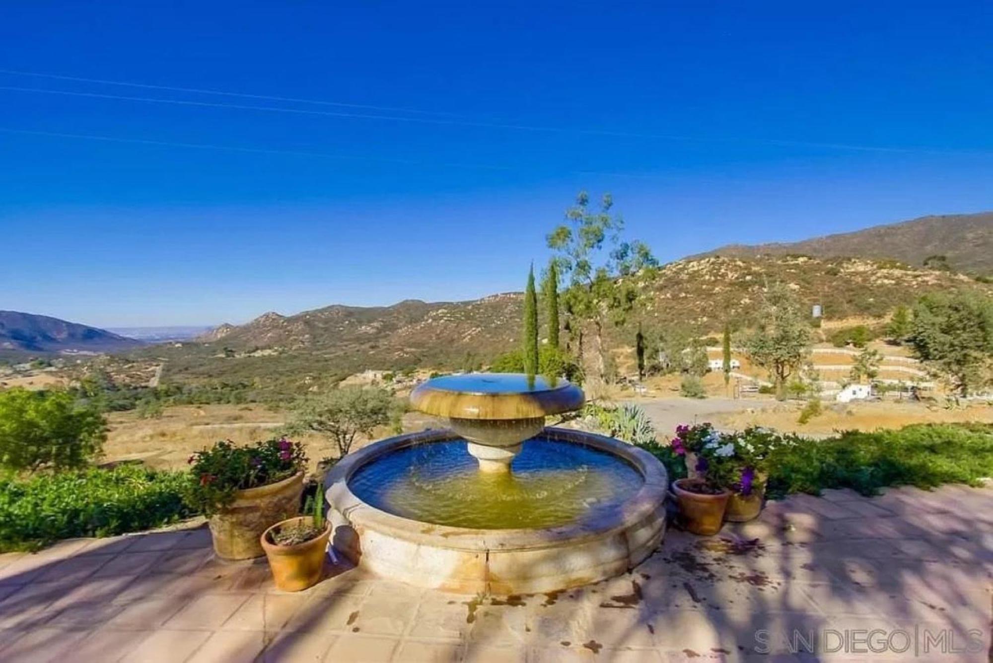 Private Home On 10 Acres - Heated Salt Pool & Jacuzzi, Mountain & City Views, Horseshoes, Basketball, Bbq, Golf Putting, Foosball, Croquet, Bose Stereo, White Cotton Bedding - Hilltop Hacienda, Pool Heat Optional Jamul Exteriér fotografie
